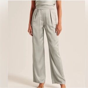 NEW Abercrombie & Fitch Satin Tailored Wide Leg Pant Size 25 / 0 Green NWT